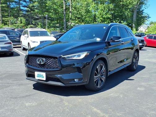 Black Obsidian 2022 INFINITI QX50 Luxe