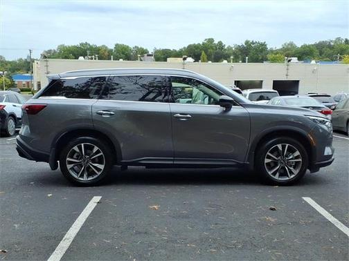 2025 INFINITI QX60 Luxe