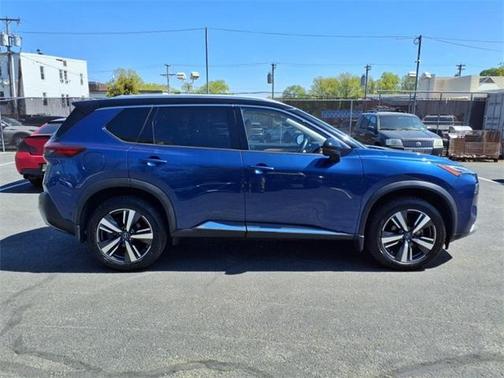 2022 Nissan Rogue Platinum