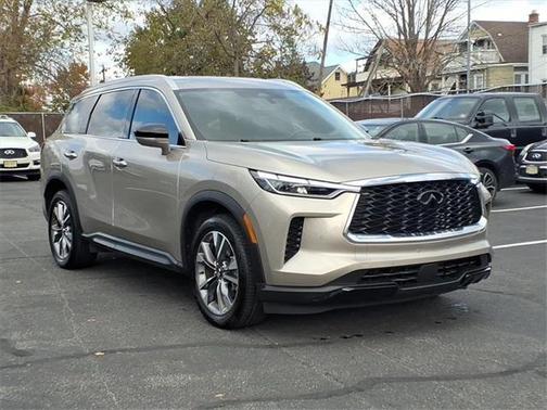 2024 INFINITI QX60 Luxe