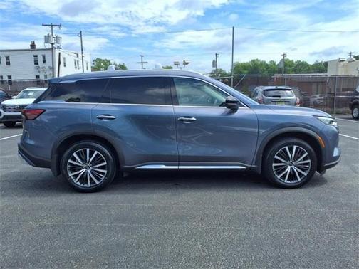 2022 INFINITI QX60 SENSORY