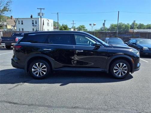 2025 INFINITI QX60 Pure