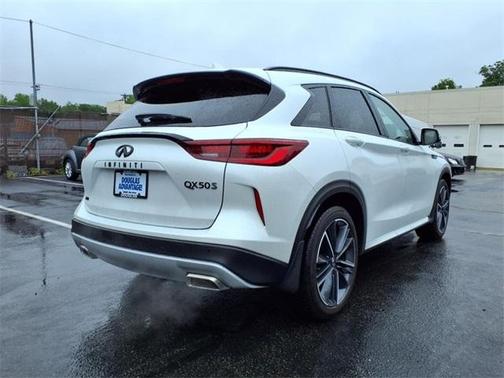 2023 INFINITI QX50 SPORT
