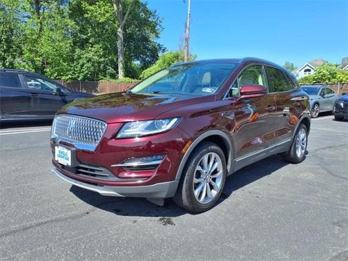 2019 Lincoln MKC Select