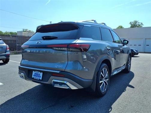 2022 INFINITI QX60 SENSORY