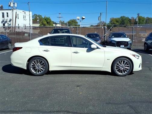 2019 INFINITI Q50 3.0t LUXE