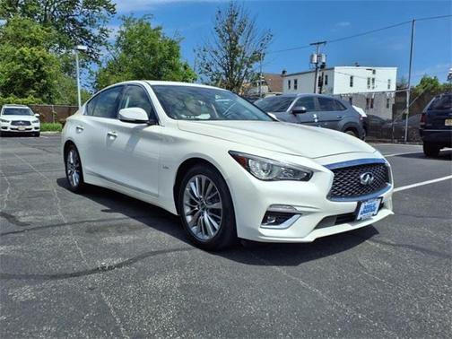 2019 INFINITI Q50 3.0t LUXE