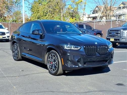 2023 BMW X4 M40i