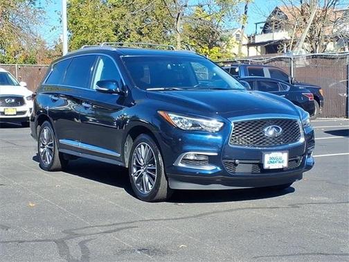 2016 INFINITI QX60 Base