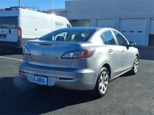 2013 Mazda Mazda3 i SV