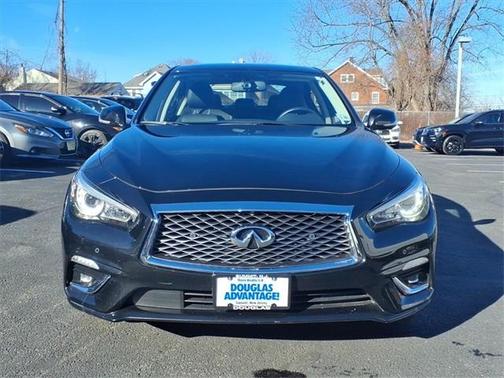 2023 INFINITI Q50 LUXE