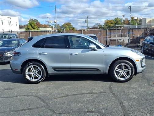 2024 Porsche Macan