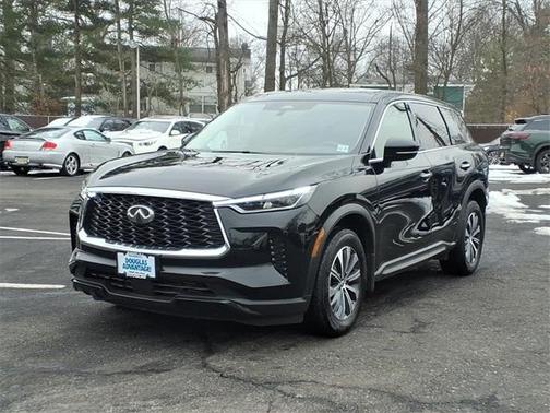 2025 INFINITI QX60 Pure