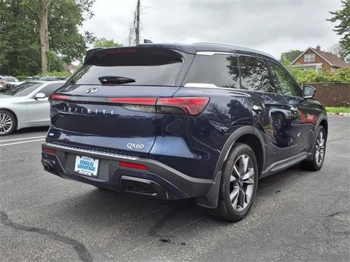 2024 INFINITI QX60 Luxe