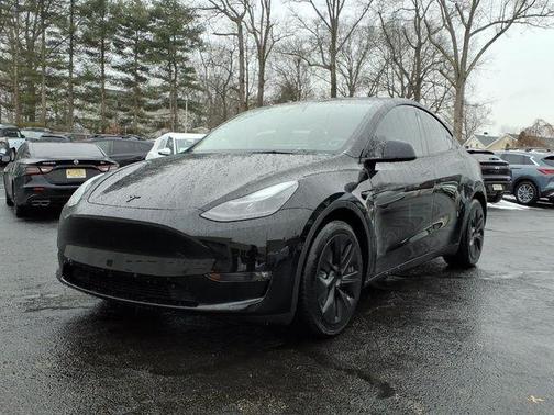 2024 Tesla Model Y Long Range