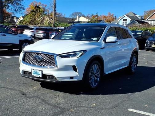 2025 INFINITI QX50 Luxe