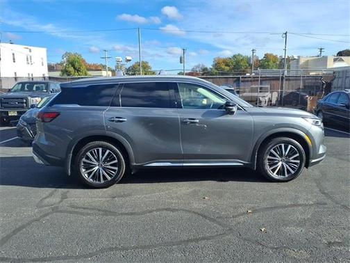 2022 INFINITI QX60 SENSORY
