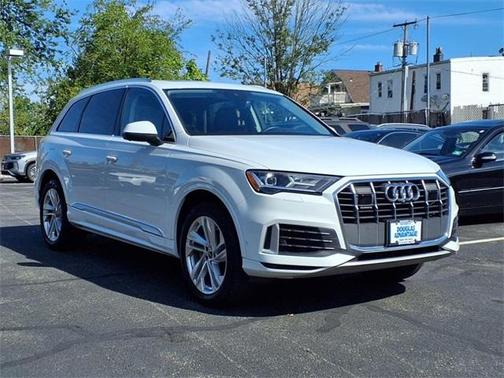2022 Audi Q7 55 Premium Plus