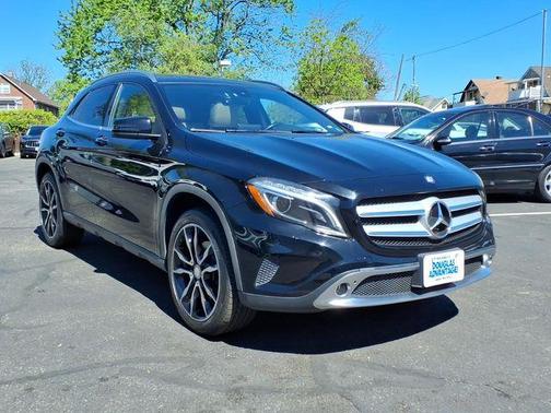 Black 2016 Mercedes-Benz GLA-Class GLA 250 4MATIC