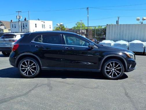 Black 2016 Mercedes-Benz GLA-Class GLA 250 4MATIC
