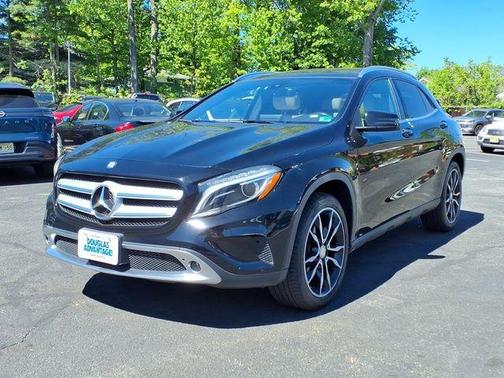 Black 2016 Mercedes-Benz GLA-Class GLA 250 4MATIC