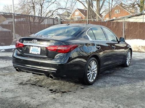 2023 INFINITI Q50 LUXE