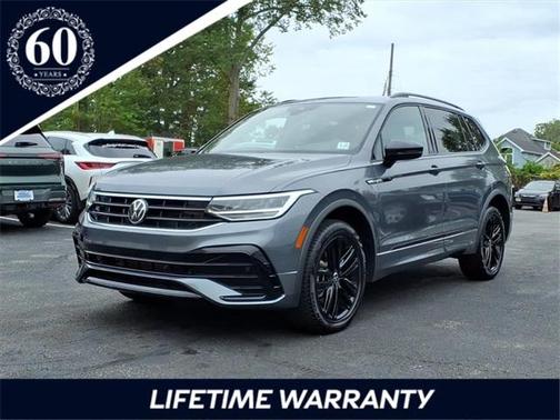 2022 Volkswagen Tiguan 2.0T SE R-Line Black