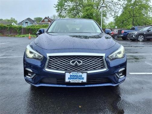 2022 INFINITI Q50 LUXE
