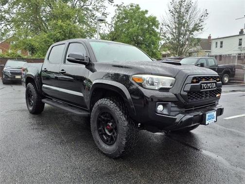 2016 Toyota Tacoma TRD Sport