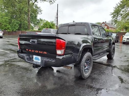 2016 Toyota Tacoma TRD Sport