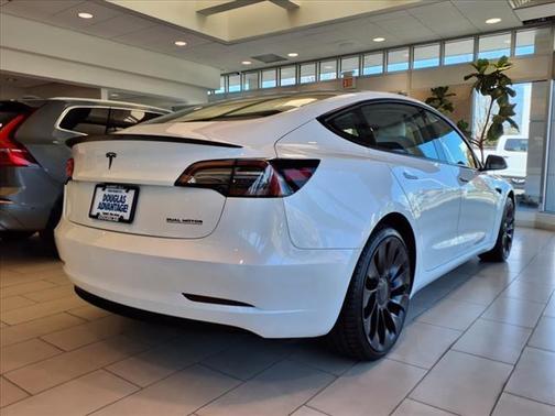 2023 Tesla Model 3 Performance
