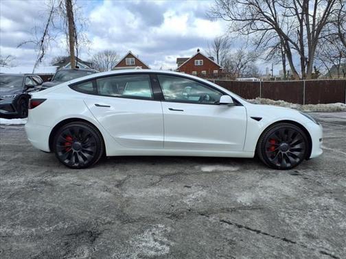 2023 Tesla Model 3 Performance