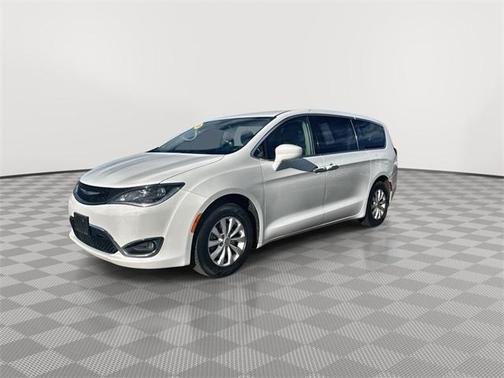 2019 Chrysler Pacifica Touring Plus