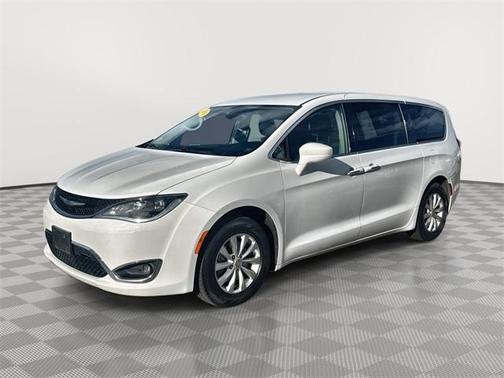 2019 Chrysler Pacifica Touring Plus
