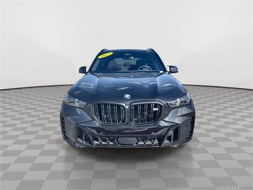 2025 BMW X5 M60i