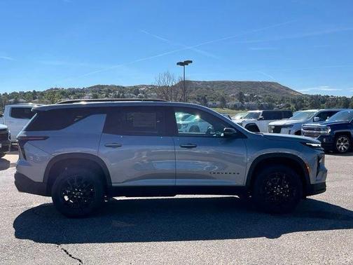 Gray 2026 Chevrolet Traverse LT