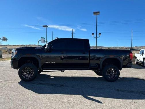 2021 GMC Sierra 2500 AT4