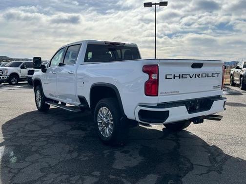 2022 Chevrolet Silverado 3500 High Country
