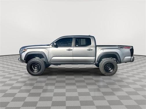 2016 Toyota Tacoma SR
