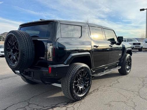 2026 GMC HUMMER EV SUV 2X