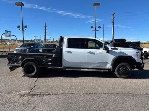 2021 GMC Sierra 3500 SLT