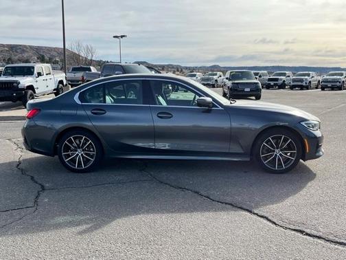 2020 BMW 330 i xDrive