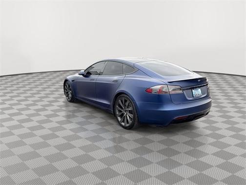 2021 Tesla Model S Plaid