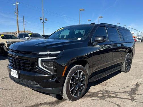 2025 Chevrolet Suburban RST