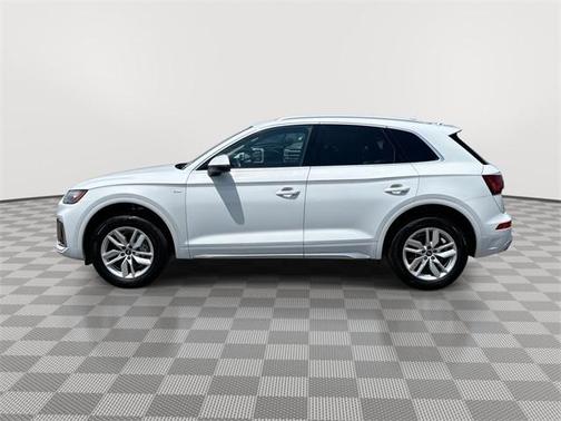 2022 Audi Q5 45 S line quattro Premium