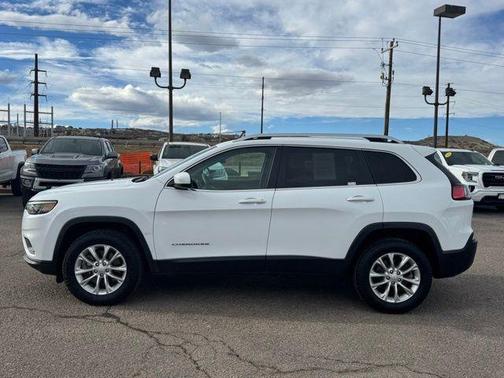 2019 Jeep Cherokee Latitude