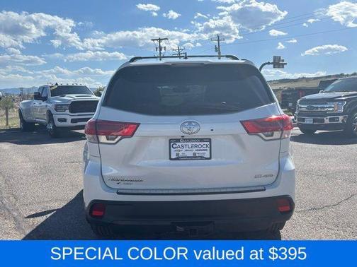 Blizzard Pearl 2018 Toyota Highlander SE
