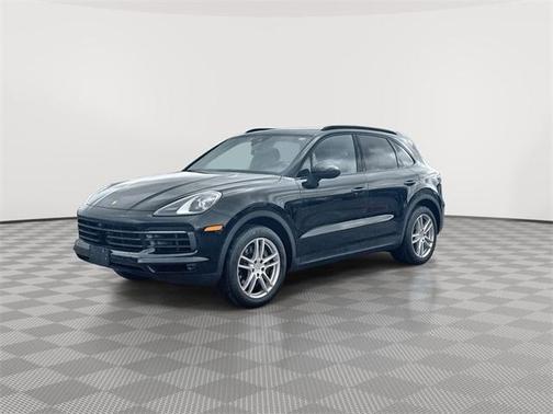 2022 Porsche Cayenne Base