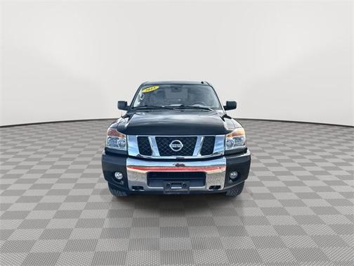 2015 Nissan Titan SV