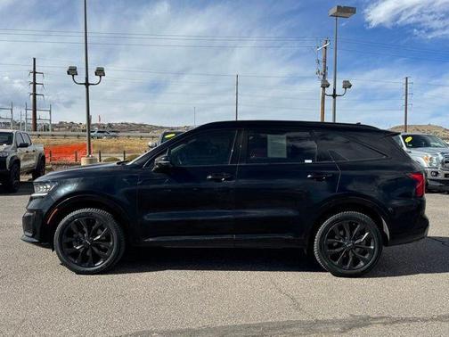 2022 Kia Sorento SX